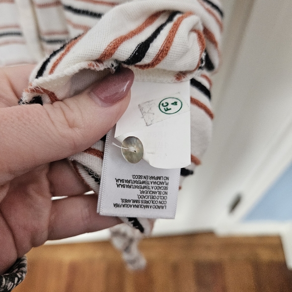 Lucky Brand Short Sleeved Tie Stripped Casual Shirt - Size L - Picture 7 of 8